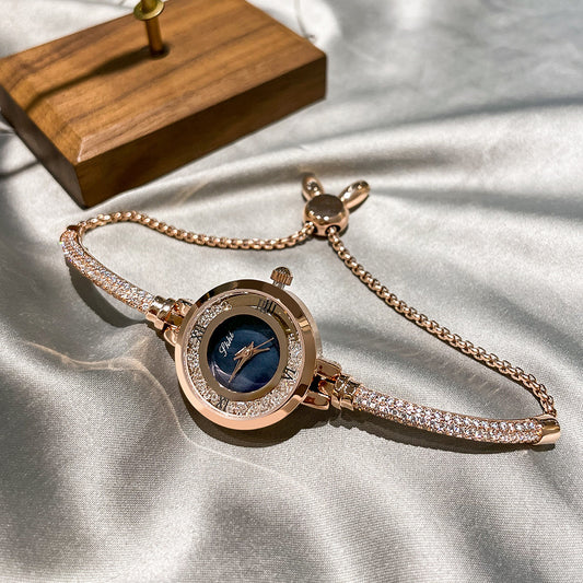 Women's Watch Rhinestone Shell Face Quicksand Dial Bracelet Watch